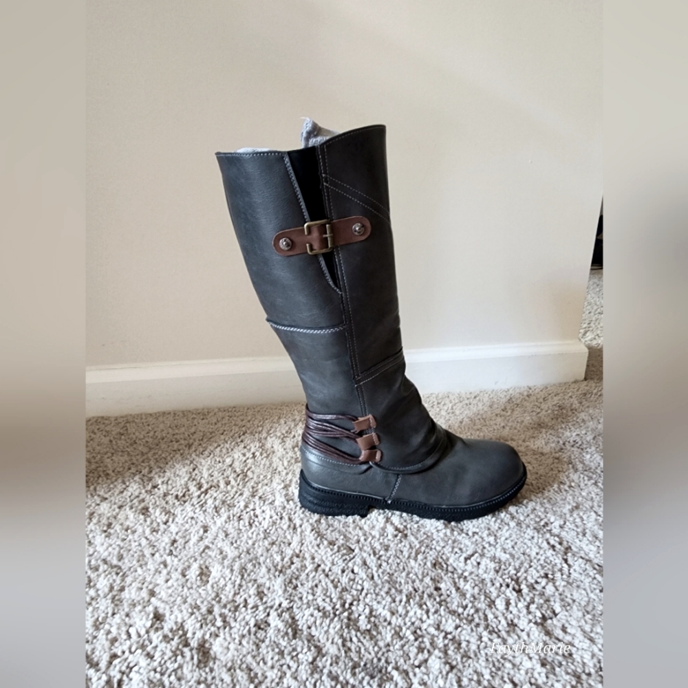 NWOT Boots. Have 3 colors (brown, black & gray). Super cute!! Never worn. - Picture 1 of 4
